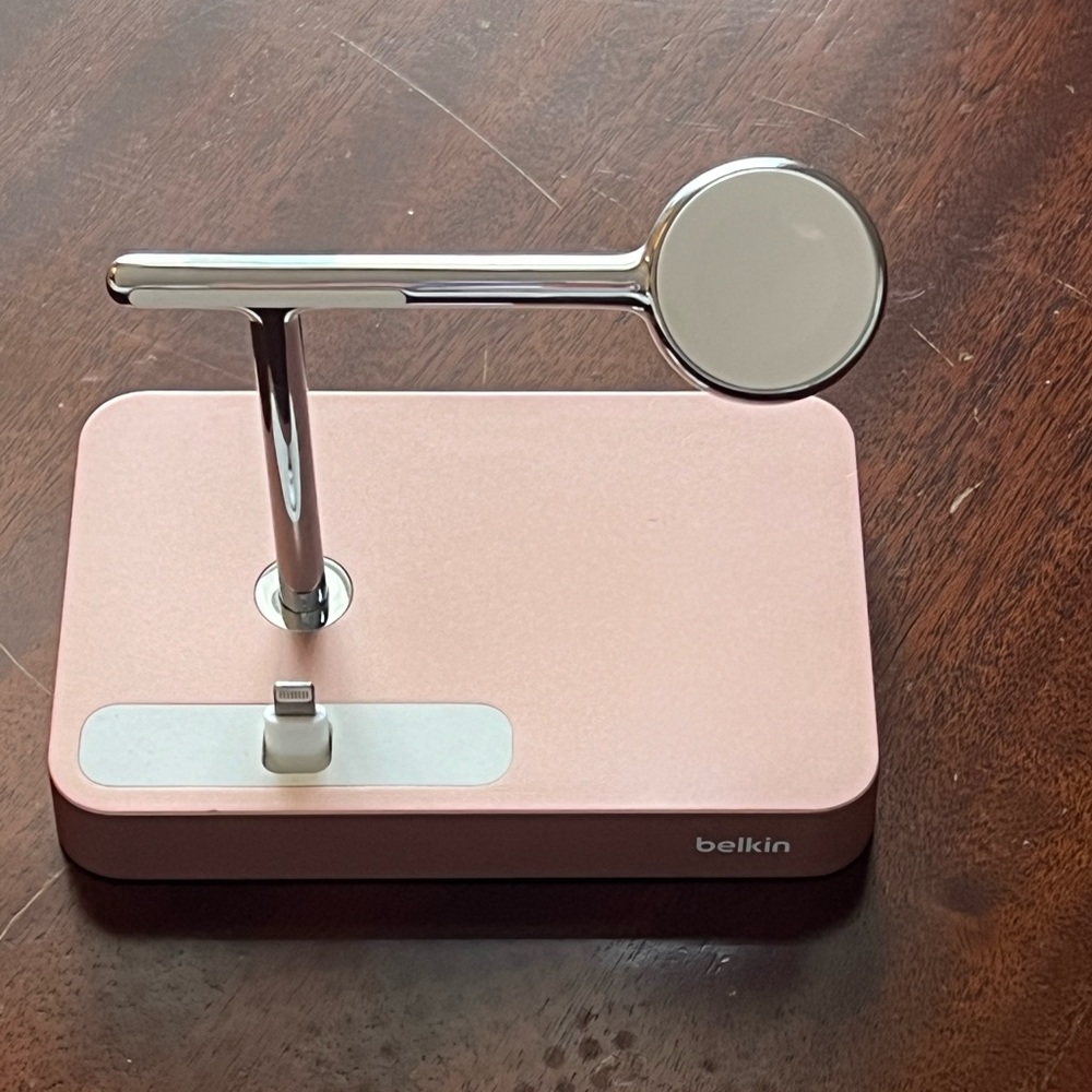 Belkin iPhone and Apple Watch Charger